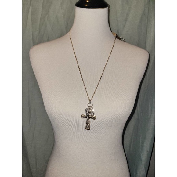 Cross Necklace and earrings set - Picture 2 of 6